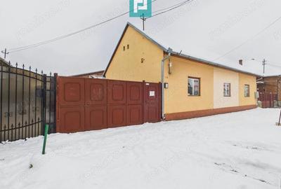 Spațiu comercial, de 110 mp, în Central - 1