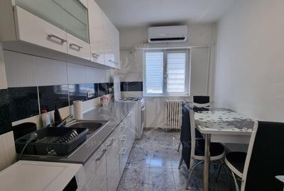 Apartament cu 3 camere decomandat, mobilat în Central - 1
