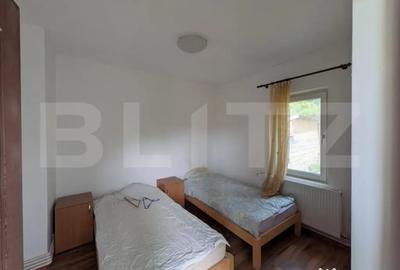 Casă cu 9 camere cu Teren 439 Mp în Central