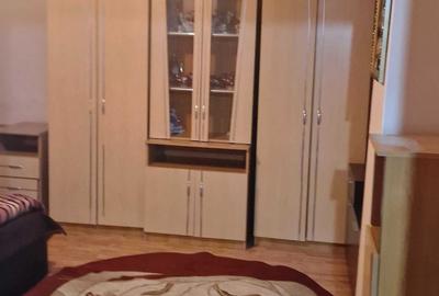 Casă cu 2 camere în Central