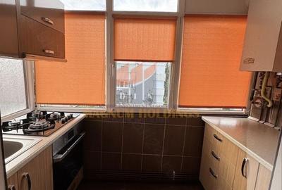 Apartament cu 2 camere decomandat în Popa Șapcă
