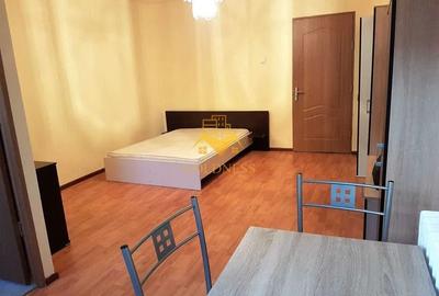 Garsonieră decomandată, mobilată în Mănăștur