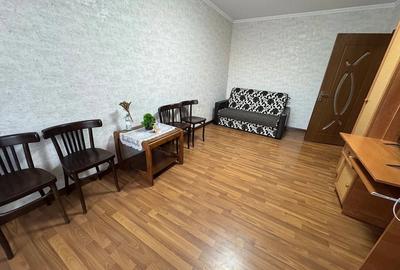Garsonieră decomandată în Apărătorii Patriei