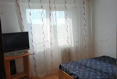 Apartament cu 2 camere decomandat în Titan - 1