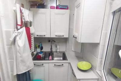 Apartament cu 2 camere decomandat în Siret