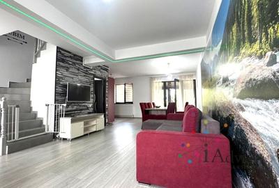 Casă cu 4 camere cu Canalizare în Hărman