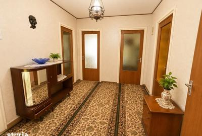 Apartament cu 3 camere în Ultracentral