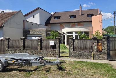 Casă cu 4 camere cu Teren 400 Mp în Elisabetin - 2