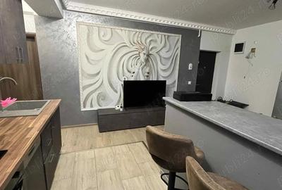 Apartament cu 3 camere decomandat, mobilat în Republicii