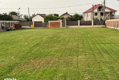 Teren de 2360 mp, în Central - 7