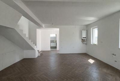Duplex cu 4 camere cu Canalizare în Urseni - 3