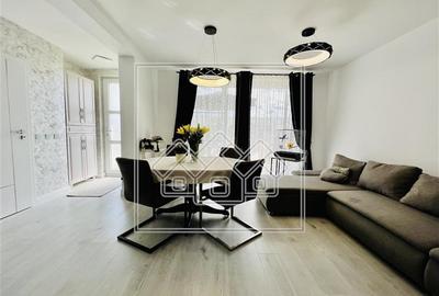 Duplex cu 4 camere cu Canalizare în Cristian - 3