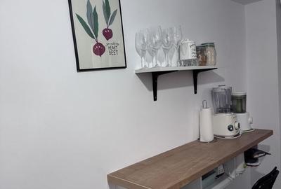 Apartament cu 3 camere nedecomandat în Lacul Morii