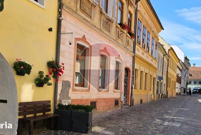 Apartament cu 2 camere în Centrul Istoric