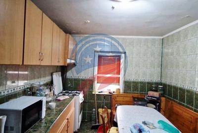Apartament cu 4 camere decomandat în Gării