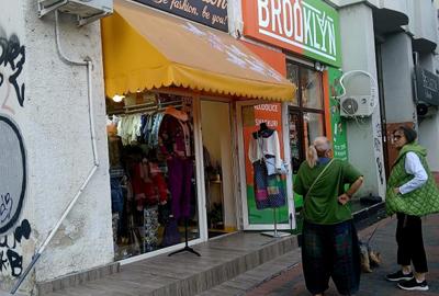 Spațiu comercial, de 27 mp, în Mihai Bravu