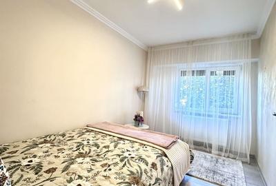 Apartament cu 3 camere decomandat în Ștefan cel Mare