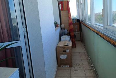 Apartament cu 2 camere semidecomandat în Exterior Vest