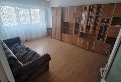 Apartament cu 3 camere decomandat în Sud - 3