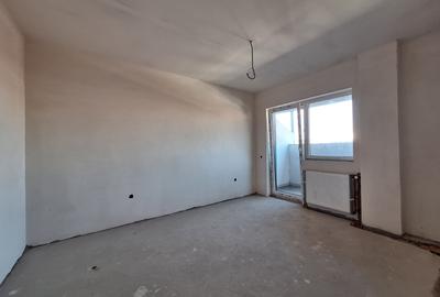 Apartament cu 3 camere semidecomandat în Florești - 4
