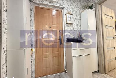 Apartament cu 3 camere semidecomandat, mobilat în Titan - 1
