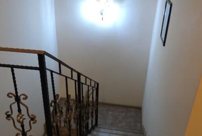 Casă cu 5 camere cu Teren 468 Mp în Lazu - 6