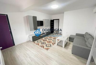 Apartament cu 2 camere decomandat în C5 - 5