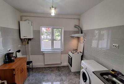 Apartament cu 3 camere decomandat în Alexandru cel Bun - 2
