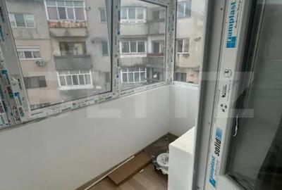 Apartament cu 2 camere semidecomandat în Micro 11