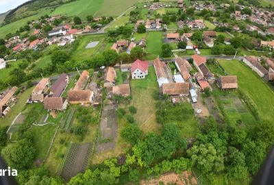 Casă cu 6 camere cu Teren 1400 Mp în Blăjel