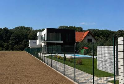 Casă cu 4 camere cu Teren 855 Mp în Snagov