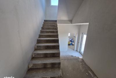 Casă cu 4 camere cu Teren 315 Mp în Iris