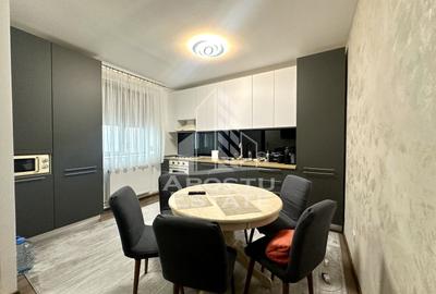 Apartament cu 2 camere decomandat, mobilat în Steaua