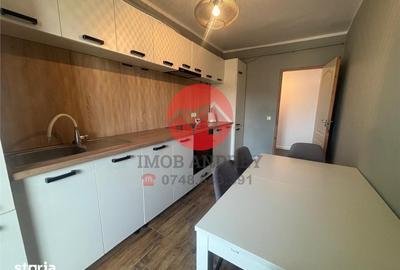 Apartament cu 3 camere decomandat în Faleză