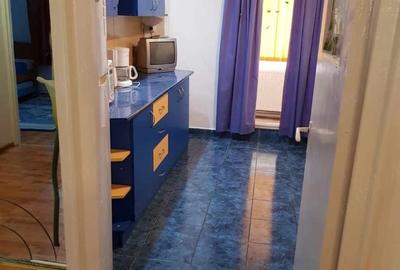 Apartament cu 3 camere decomandat în Calea București - 3