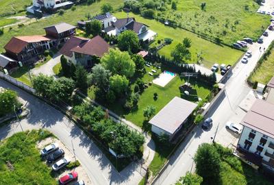 Casă cu 10 camere cu Canalizare în Gușterița - 4