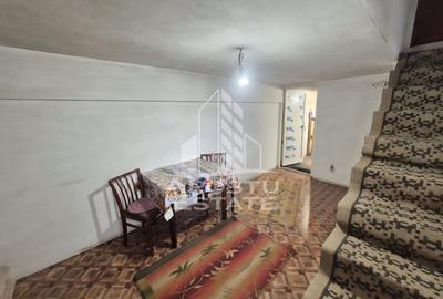 Casă cu 6 camere cu Canalizare în Pesac - 5