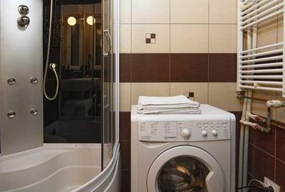 Apartament cu 2 camere decomandat, mobilat în Eroii Revoluției