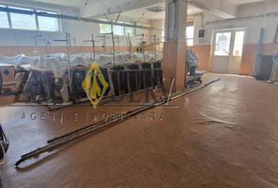 Spațiu comercial, de 240 mp, în Central - 7