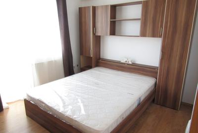 Apartament cu 2 camere decomandat, mobilat în Cedonia