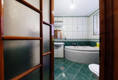 Casă individuală cu 22 camere cu Canalizare în Ghiroda - 39