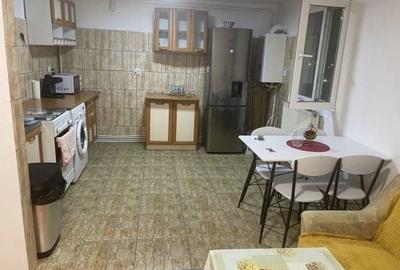 Apartament cu 3 camere decomandat în Canta - 1