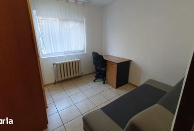 Apartament cu 4 camere decomandat, mobilat în Central - 5