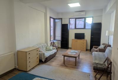Garsonieră decomandată, mobilată în Cișmigiu