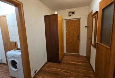 Apartament cu 3 camere decomandat, mobilat în Berceni - 13