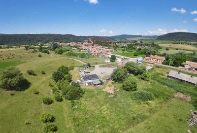 Teren de 2463 mp, în Apold