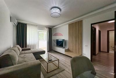 Apartament cu 2 camere decomandat, mobilat în Central