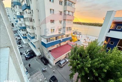 Apartament cu 2 camere decomandat în Faleză