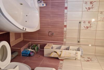 Casă cu 9 camere cu Canalizare în Andronache - 8