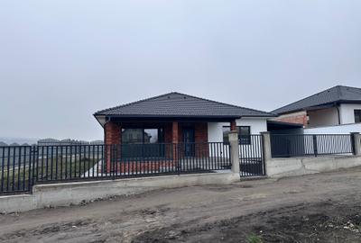 Casă cu 4 camere cu Canalizare în Popești - 6